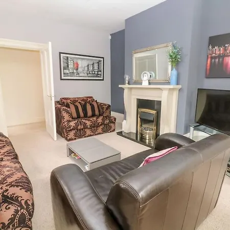 Central 2 Bed Ground Floor Appt Buxton  Exterior photo