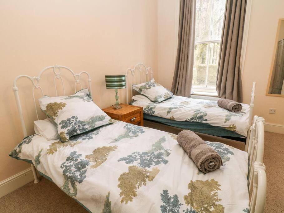 Apartment 2 Bed Ground Floor Appt *